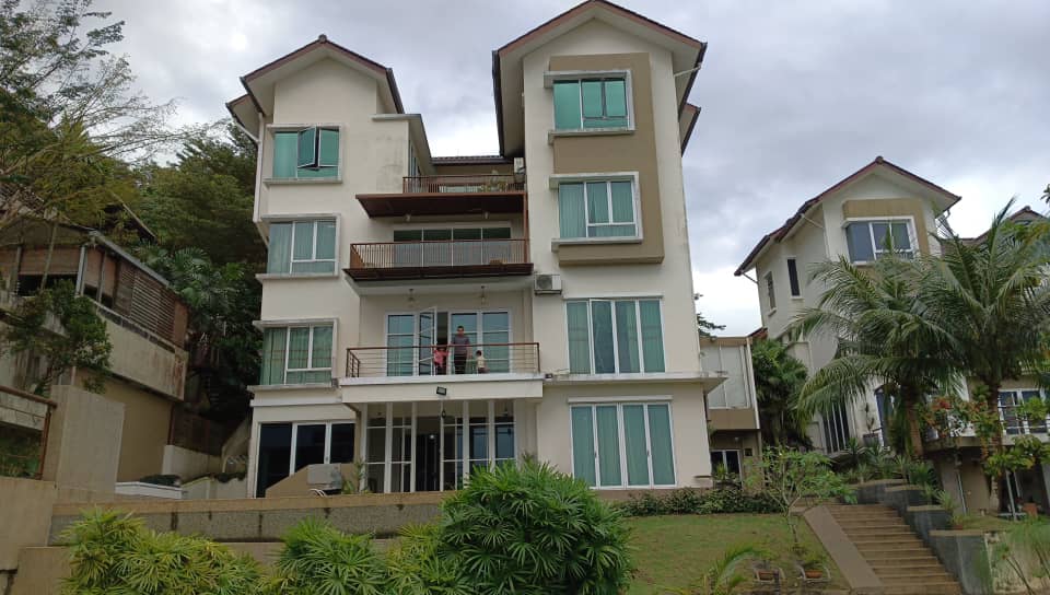 KAYANGAN HEIGHTS U9 SHAH ALAM BUNGALOW FOR SALE